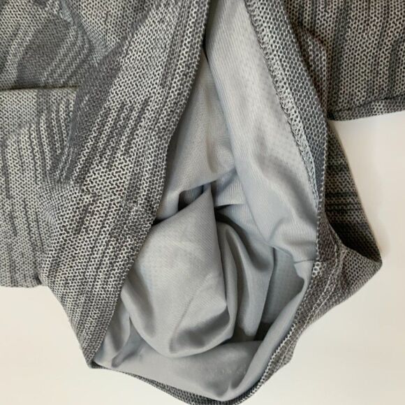 Old Navy Sport Short - Picture 4 of 6